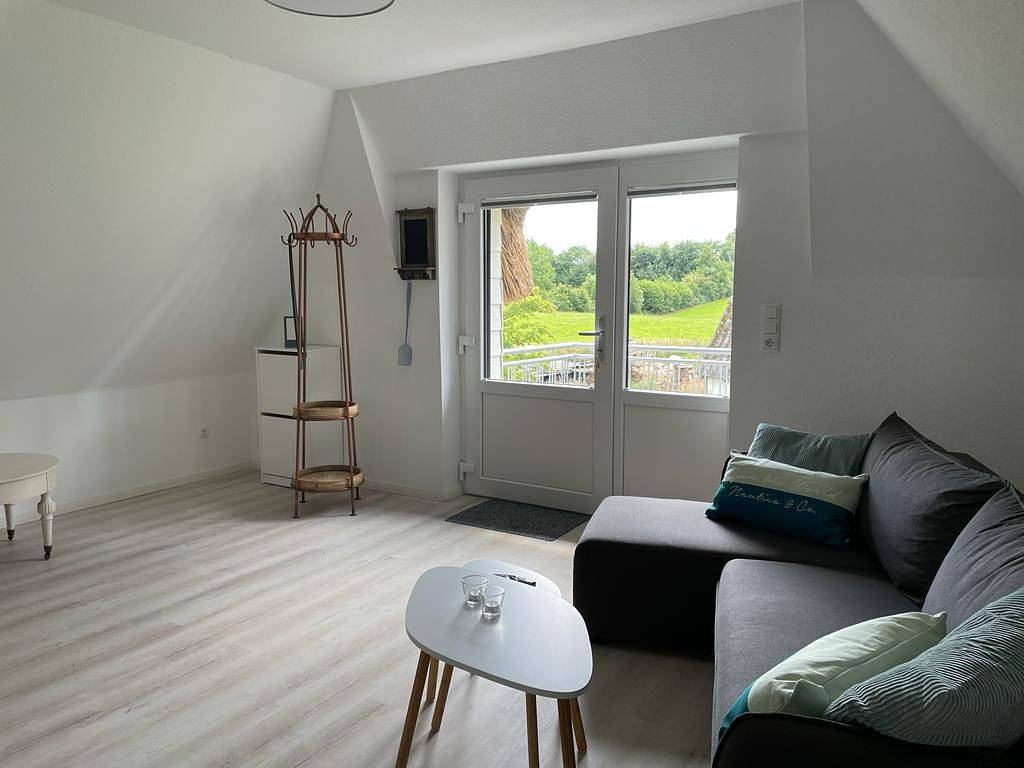 Ganze Wohnung, Tolle Ferienwohnung "Burgerblick" im Obergeschoss mit Platz für 2 Personen in Burg (Brodersby), Brodersby an der Schlei