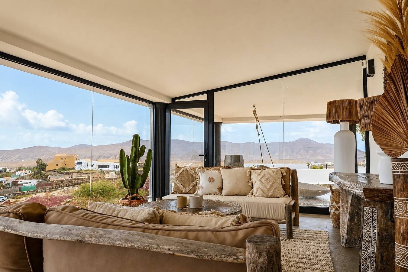 Außergewöhnliche Ferienvilla mit privatem Pool, Meerblick und Wlan in Villaverde, La Oliva