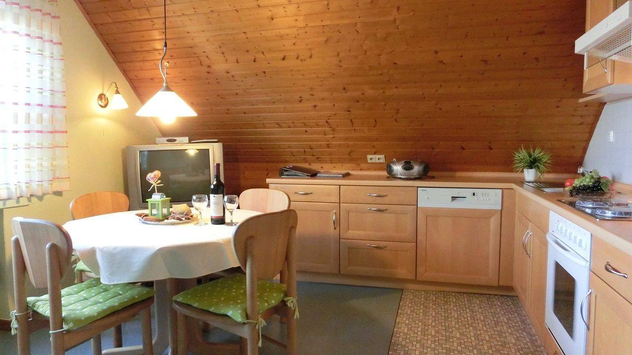 Ganze Ferienwohnung, Ferienwohnung für 5 Personen (80 m²) in Pfuhl in Nisterau, Westerwald