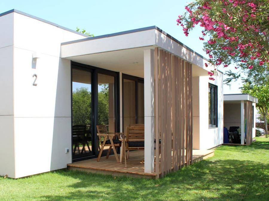 Camping Globo Barcelona - Mobilhome 5 personnes - Bungalow Cubik - 2 chambres in Canet de Mar, Costa del Maresme