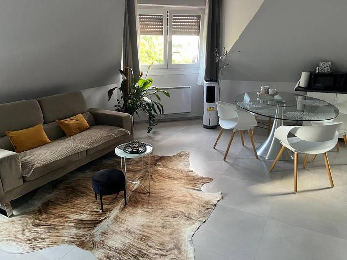 Gîte pour 2 personnes, avec vue, animaux acceptés dans Niederhausbergen