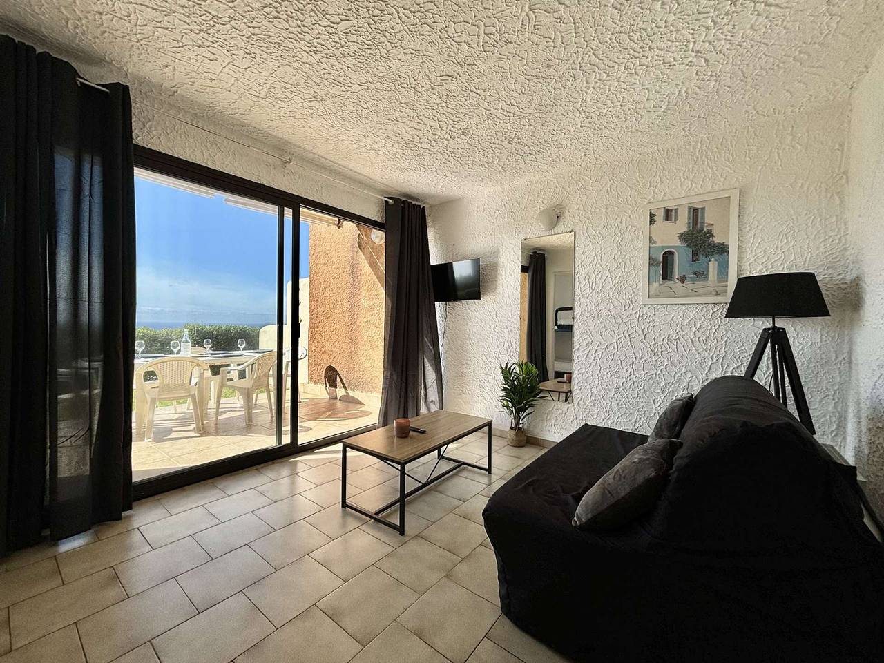 Apartamento entero, Apartamento 6 personas con terraza y vista al mar in Sant Ambroggio, Lumio