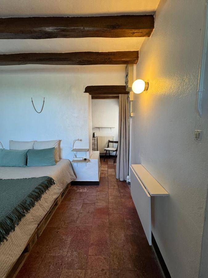 Location de vacances pour 2 personnes, avec piscine et jardin à Panzoult - 4