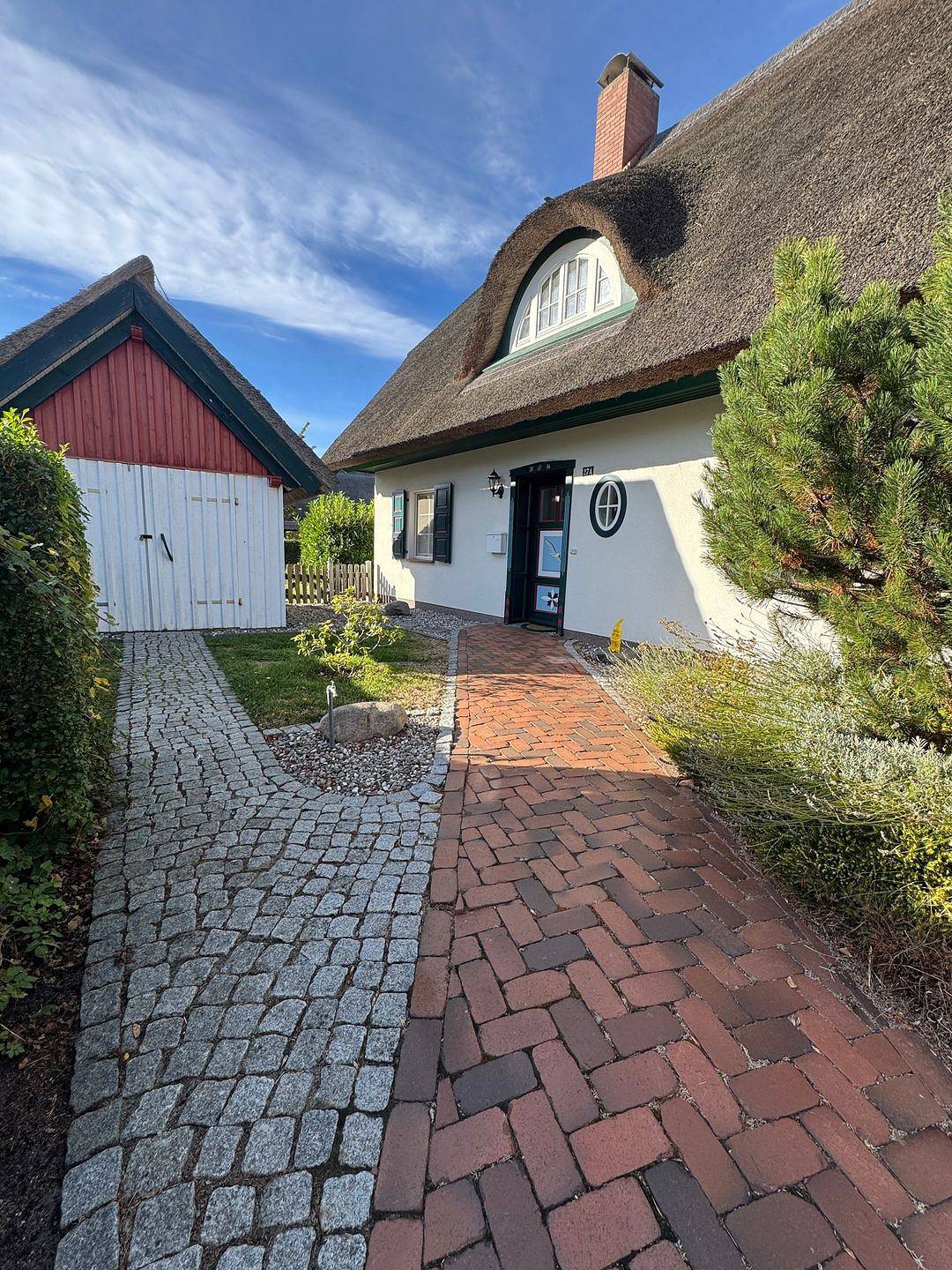 Ganze Wohnung, Komfortable Ferienwohnung mit Balkon, Kaminofen in Born a. Darß in Born a. Darß, Born am Darß