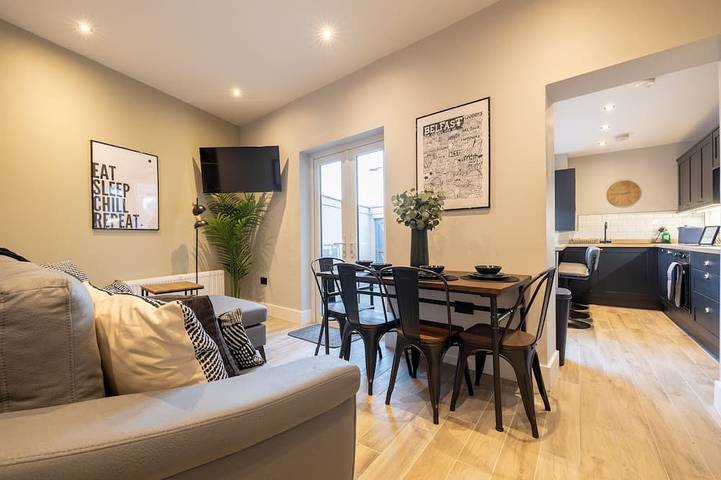 Holiday rental for 8 people in Northern Ireland