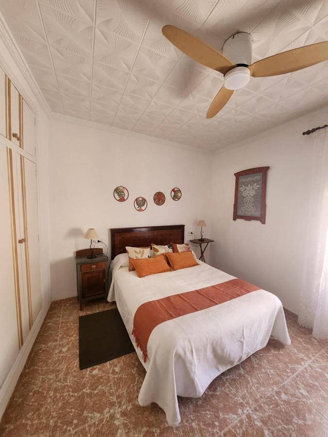 Location de vacances pour 7 personnes, avec vue et balcon à Parcent - 4