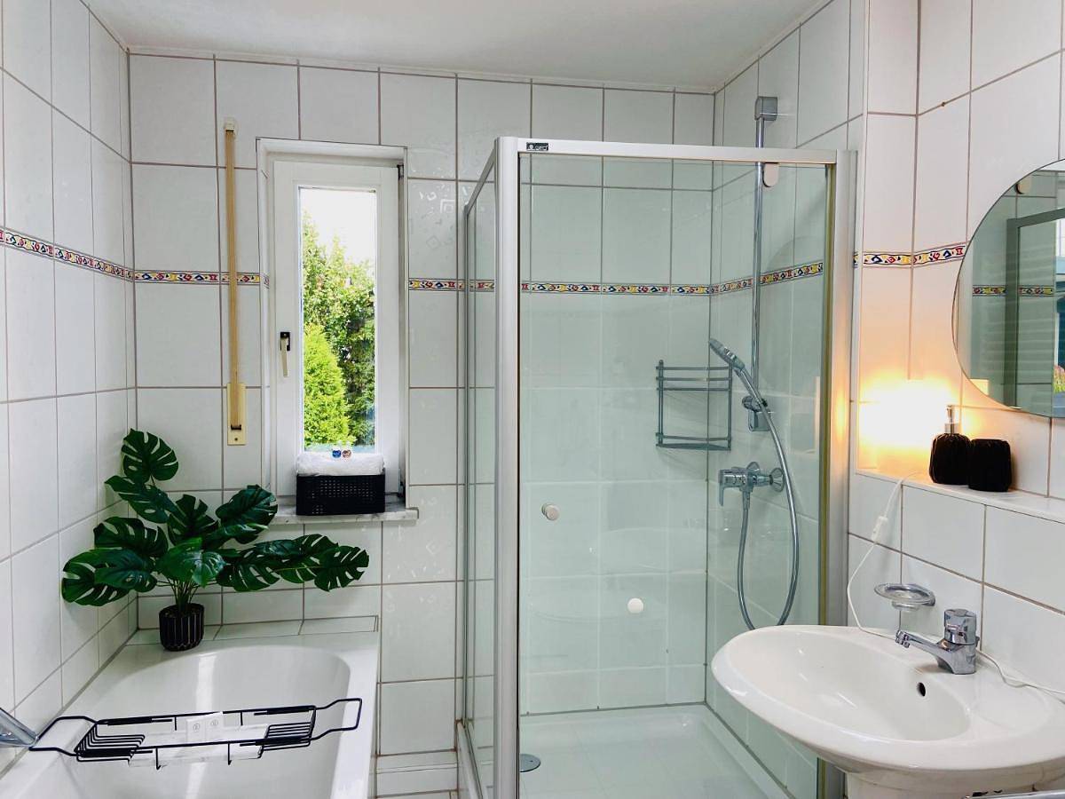 Ganze Wohnung, Classic One-Bedroom Apartment with King Bed in Vilsbiburg, Ostbayern