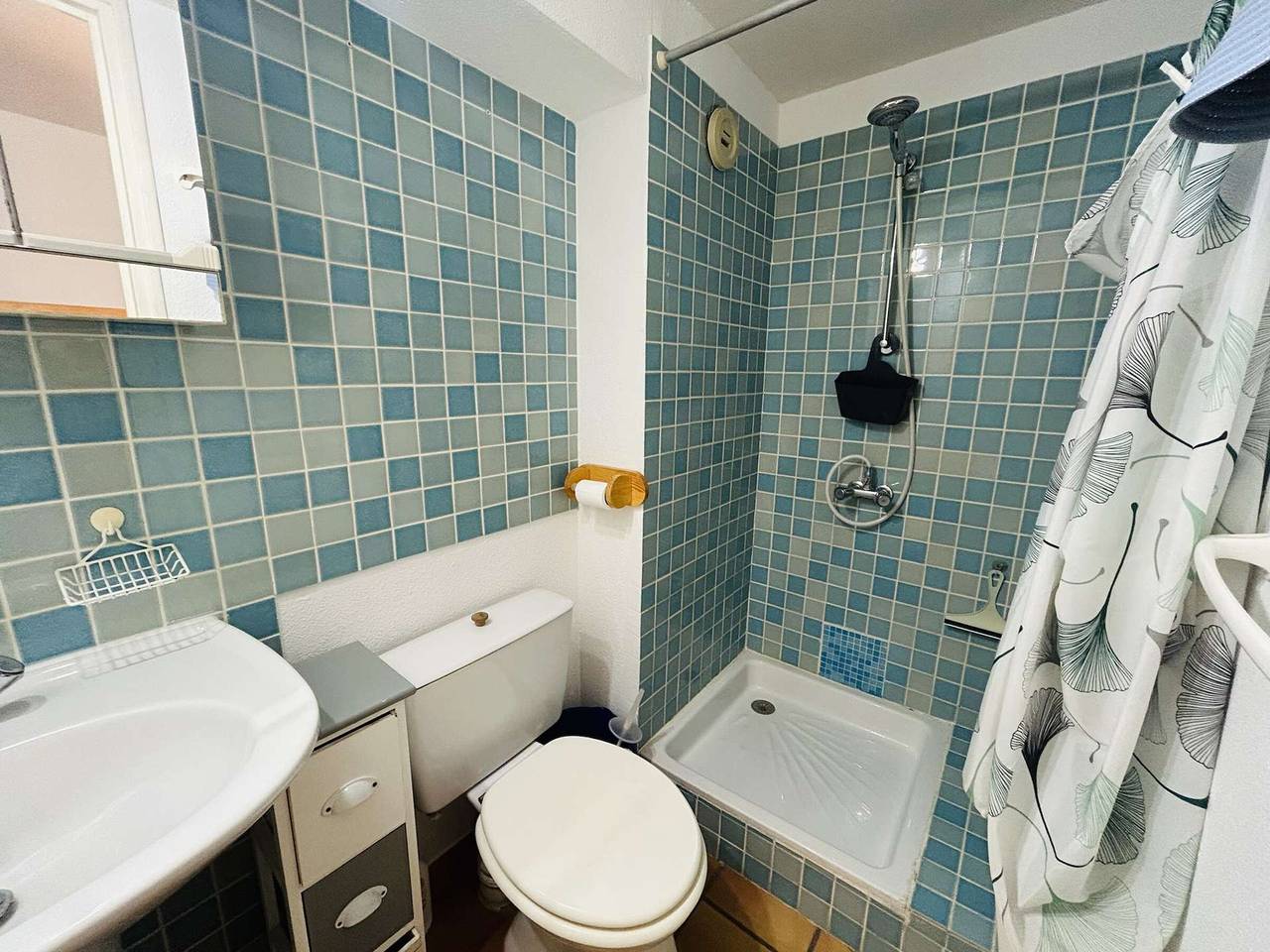 Studio Cabine avec Terrasse, Piscine et Parking Privé, 4 Couchages à Narbonne Plage in Narbonne Plage, Narbonne