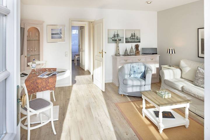 Ferienwohnung für 2 Personen, mit Balkon/Terrasse und Terrasse, mit Haustier in List (Sylt)