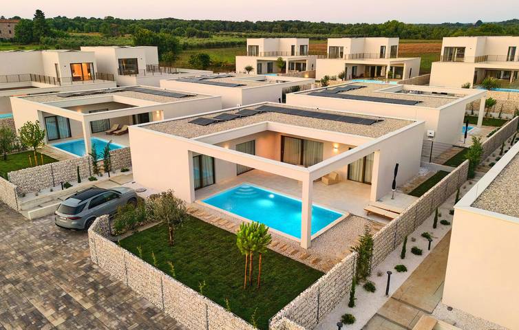 Ferienhaus für 6 Personen, mit Garten und Pool in Lanterna