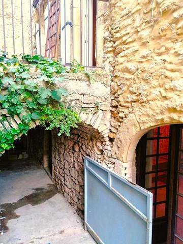 Gîte pour 10 personnes, avec balcon et jacuzzi à Cornillon