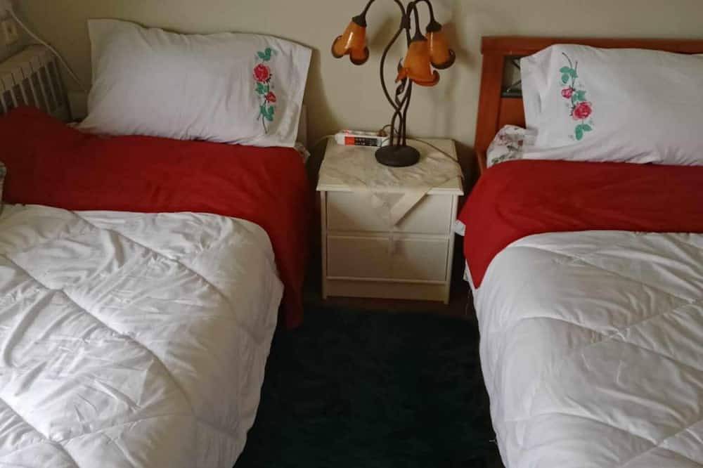 Apartamento entero, Ρετιρέ μεγάλο 3 δωμάτια.καθιστικό με βεράντα αγ. Κωσταντίνος με θέα το Πήλιο in Volos, Magnisia