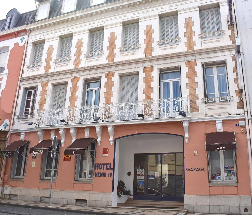 Hôtel Henri Iv in Tarbes, Hautes-Pyrénées
