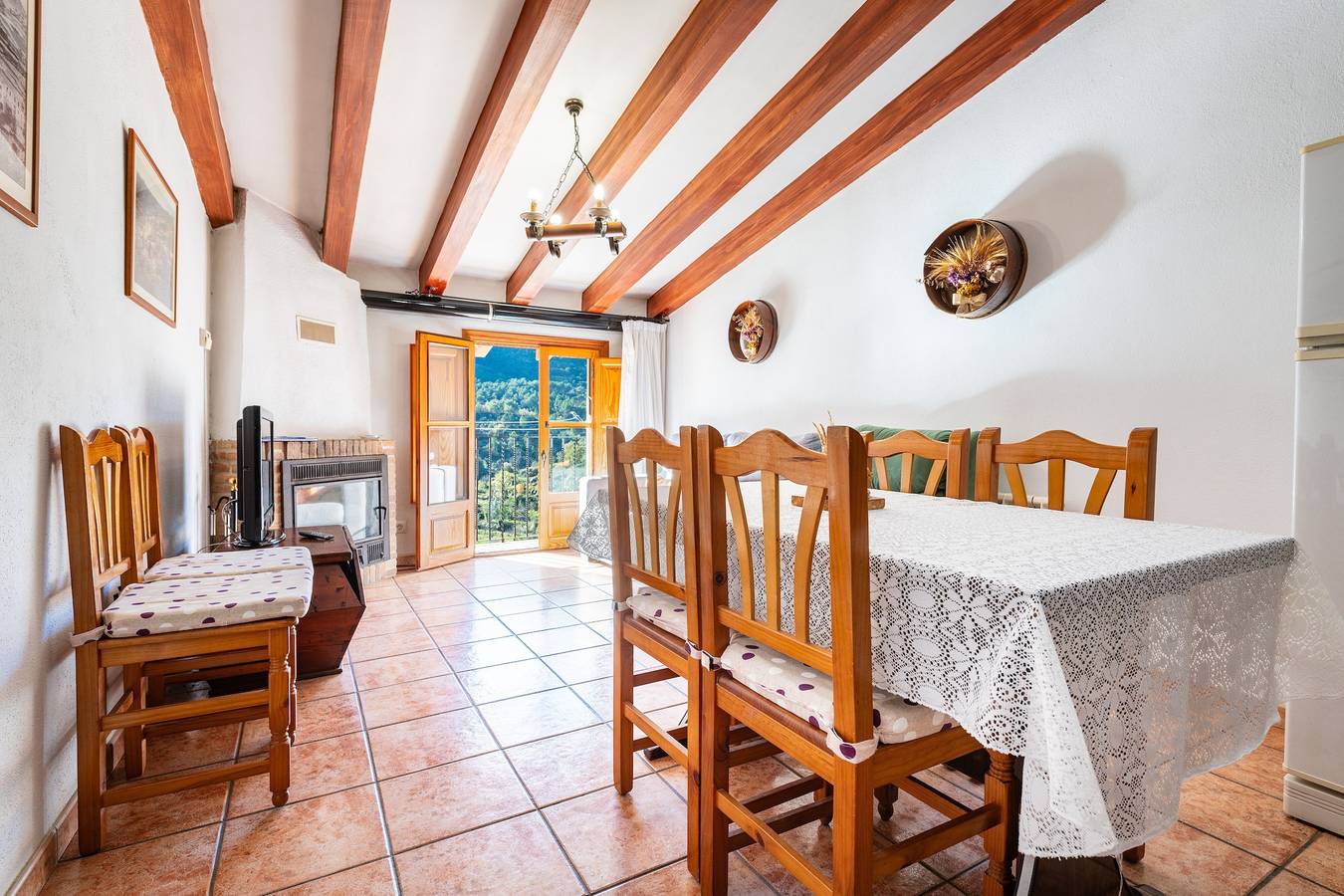 Casa rural 'Manolita 2' con vistas a la montaña, balcón y Wi-Fi in Puebla de Benifasar, Massis dels Ports