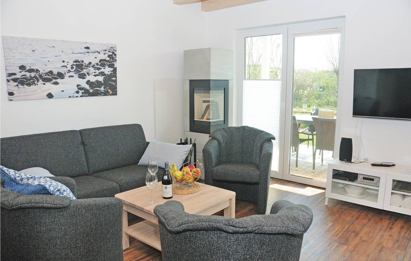 Rückzugsort am Strand mit Parkplatz und Terrasse in Süssau, Heringsdorf (Oldenburg-Land)