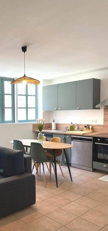 Appartement entier, Appartement central maison Marceau in Rivesaltes, Côte méditerranéenne (France)