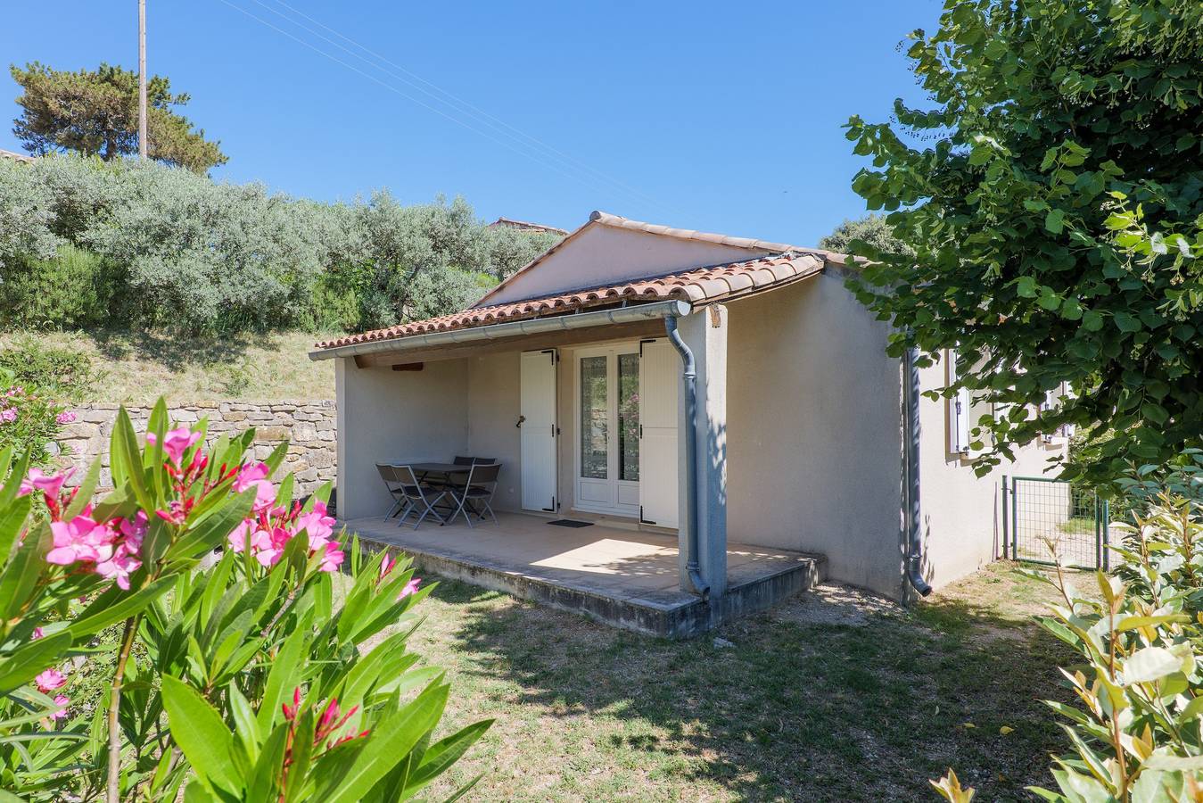 Gîte Le Micocoulier La Fontinelle – Ruhige Ferienhäuser in der Ardèche in Bessas, Ardèche