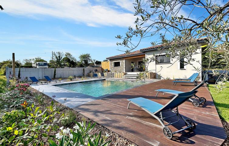 Location de vacances pour 8 personnes, avec terrasse à Ruoms - 4