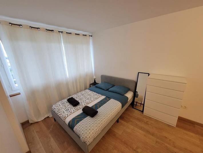 Gîte pour 6 personnes, avec vue ainsi que balcon et jardin à Ris-Orangis - 4