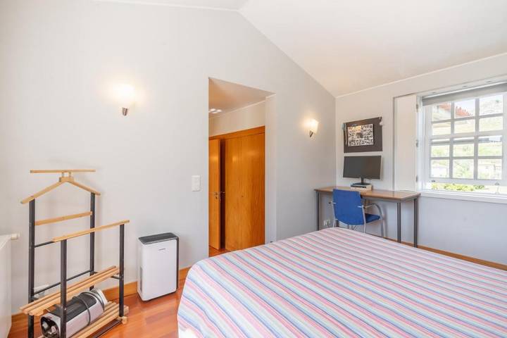 Parc de vacances pour 6 personnes, avec terrasse et piscine ainsi que jardin et vue à Vila Nova de Cerveira - 4