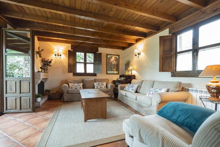 Casa rural para 10 personas, con jardín, Se admiten mascotas en Sierra del Sueve - 2