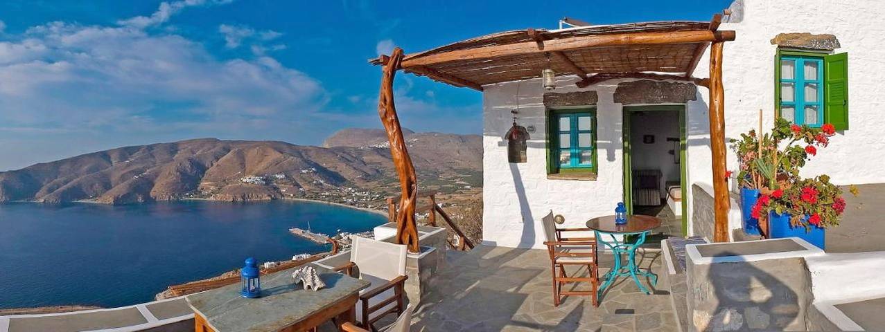 Appart’hôtel pour 4 personnes, avec Balcon et Terrasse ainsi que Jardin et Vue