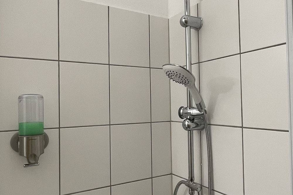 Ganze Wohnung, Moderne Ferienwohnung im Kurhaus in Bad Rothenfelde, Metropolregion Bremen-Oldenburg