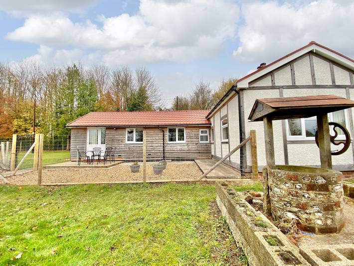 Ferienhaus für 4 Personen, mit Garten in Winchester