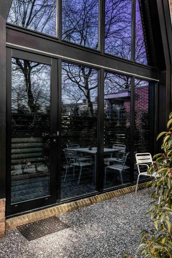 Lovely private cottage near Amsterdam in Gouwzee