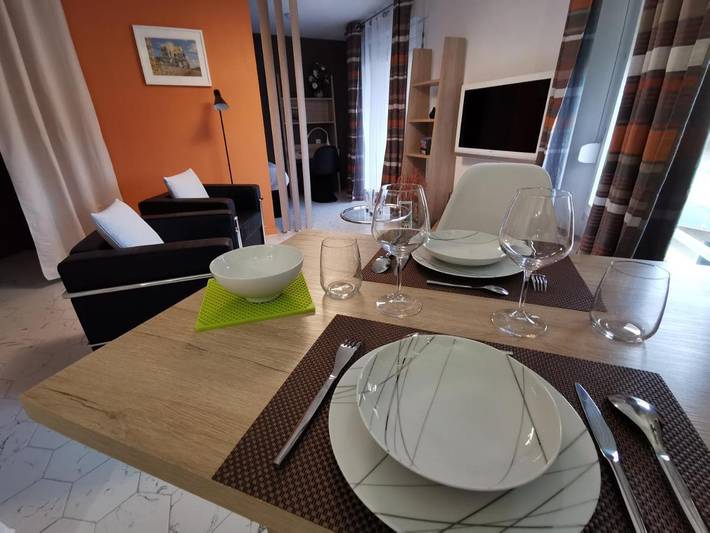 Gîte pour 2 personnes, avec balcon et vue dans Aeroport Toulouse - Blagnac - 2
