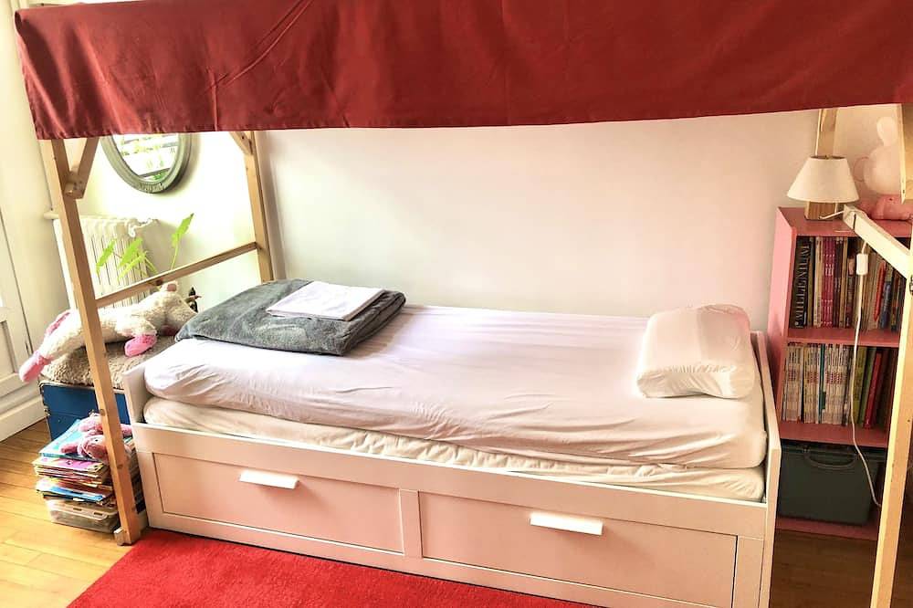 Entire apartment, Appartement 3 Pièces - Balcon - Ligne 1 Paris in Saint-Mandé, Val-de-Marne