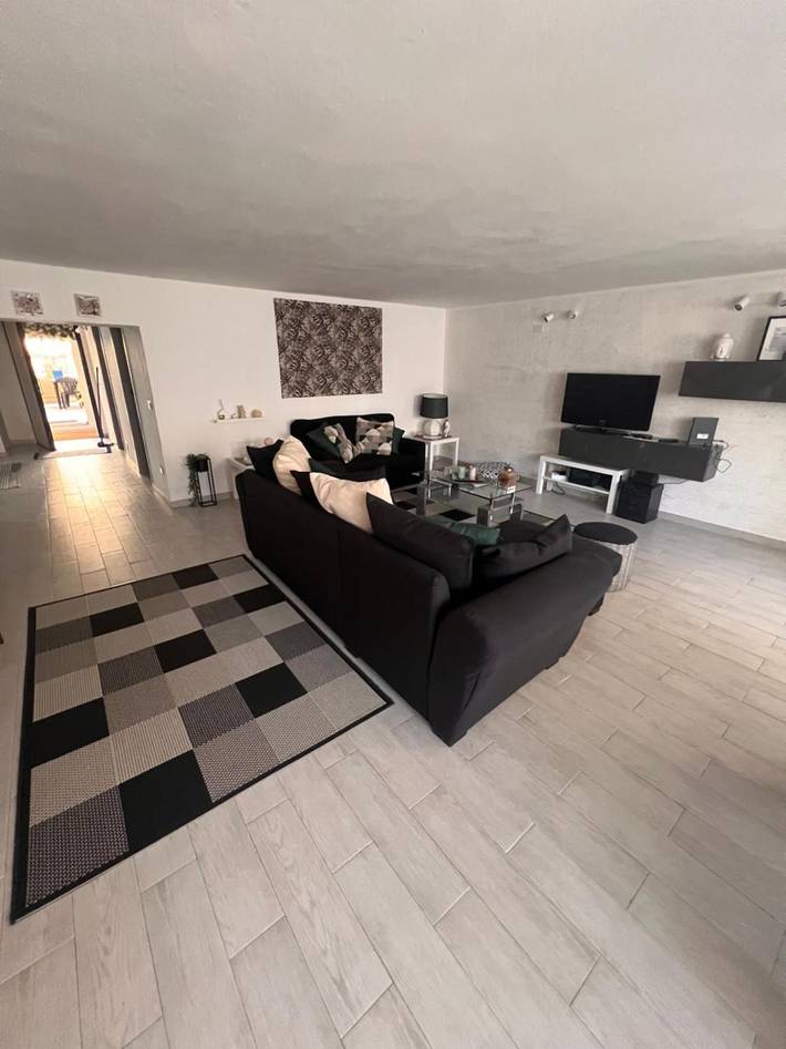 Apartament wakacyjny dla 5 osób w Cagliari