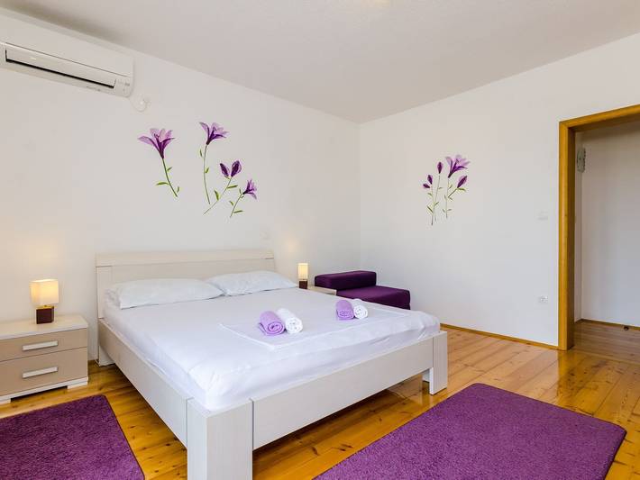 Apartamento entero, Apartment & Rooms Maždin - Triple Room with Balcony and Sea View ( Soba More ) in Slano, Condado de Dubrovnik-Neretva