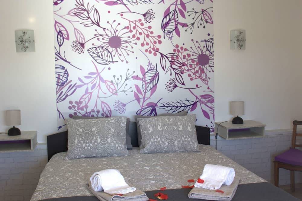 Offer 2020 Villa Clajessi - 4 Persons in Albufeira, Distrito de Faro