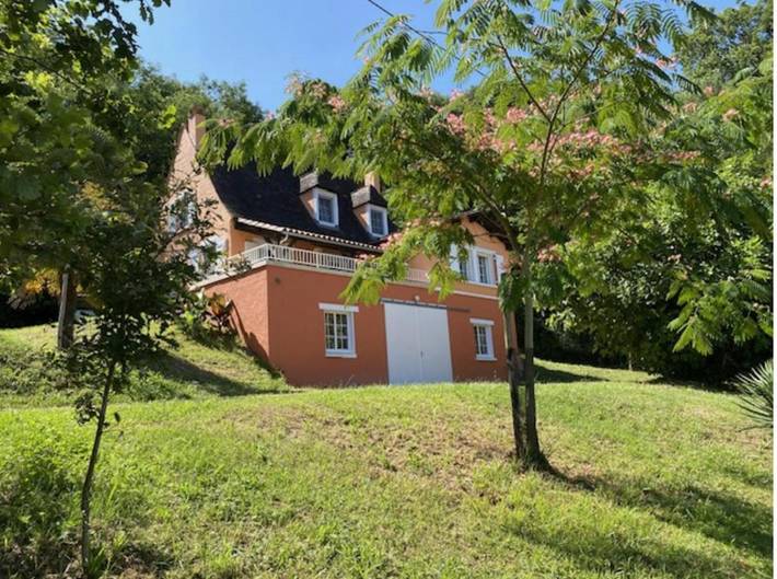 Location de vacances pour 6 personnes, avec jardin ainsi que piscine et vue à Journiac - 2
