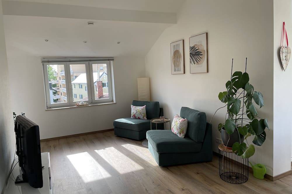 Ganze Wohnung, Freundliche Ferienwohnung an der Linde- 4 Personen, 60qm, mit Balkon in Altötting, Landkreis Altötting