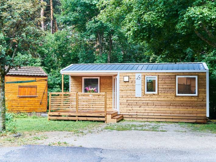 Mobil home pour 4 personnes, avec terrasse, animaux acceptés à Séez