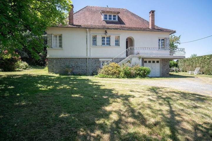 Maison de vacances pour 6 personnes, avec Balcon/Terrasse ainsi que Jardin et Piscine