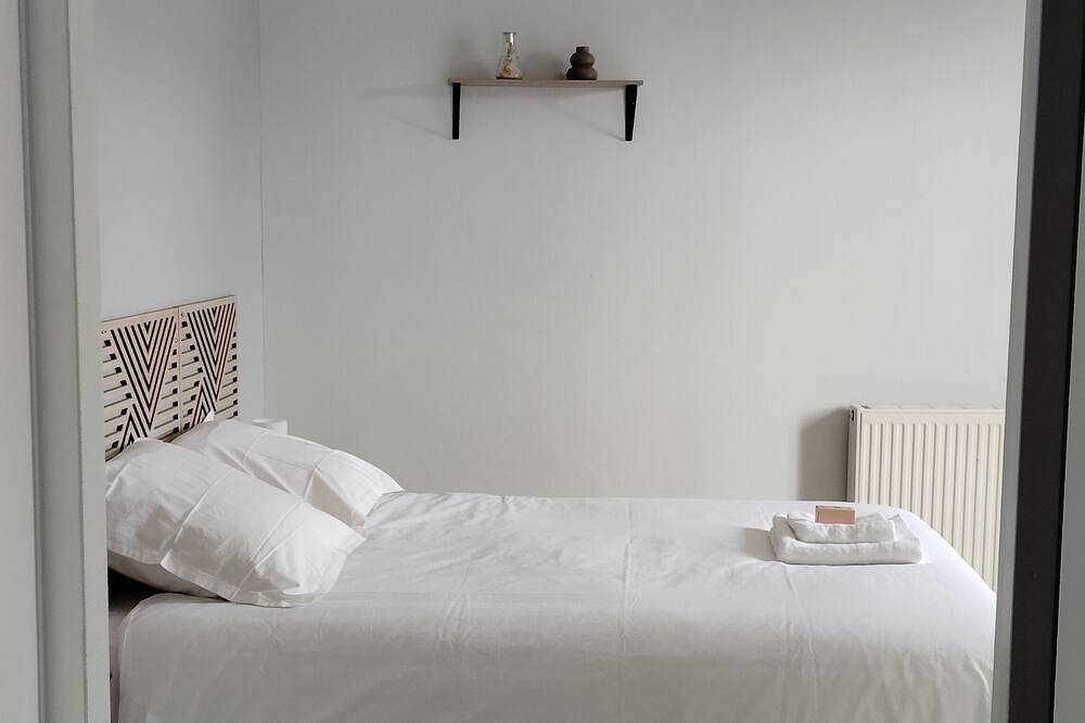 Appartement entier, Studio+ extérieur centre-ville Ribérac2 in Ribérac, Périgord Vert