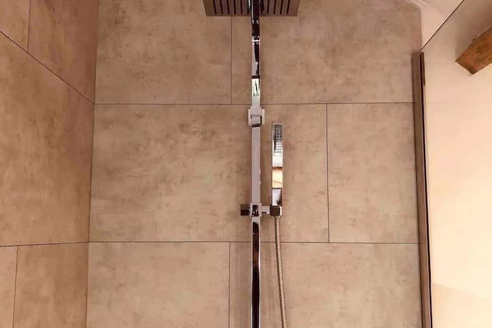 Ganze Wohnung, Cosy studio in a green country setting in Gesves, Region Namur