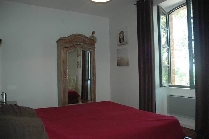 Gîte pour 10 personnes, avec jardin et terrasse à Caderousse - 2