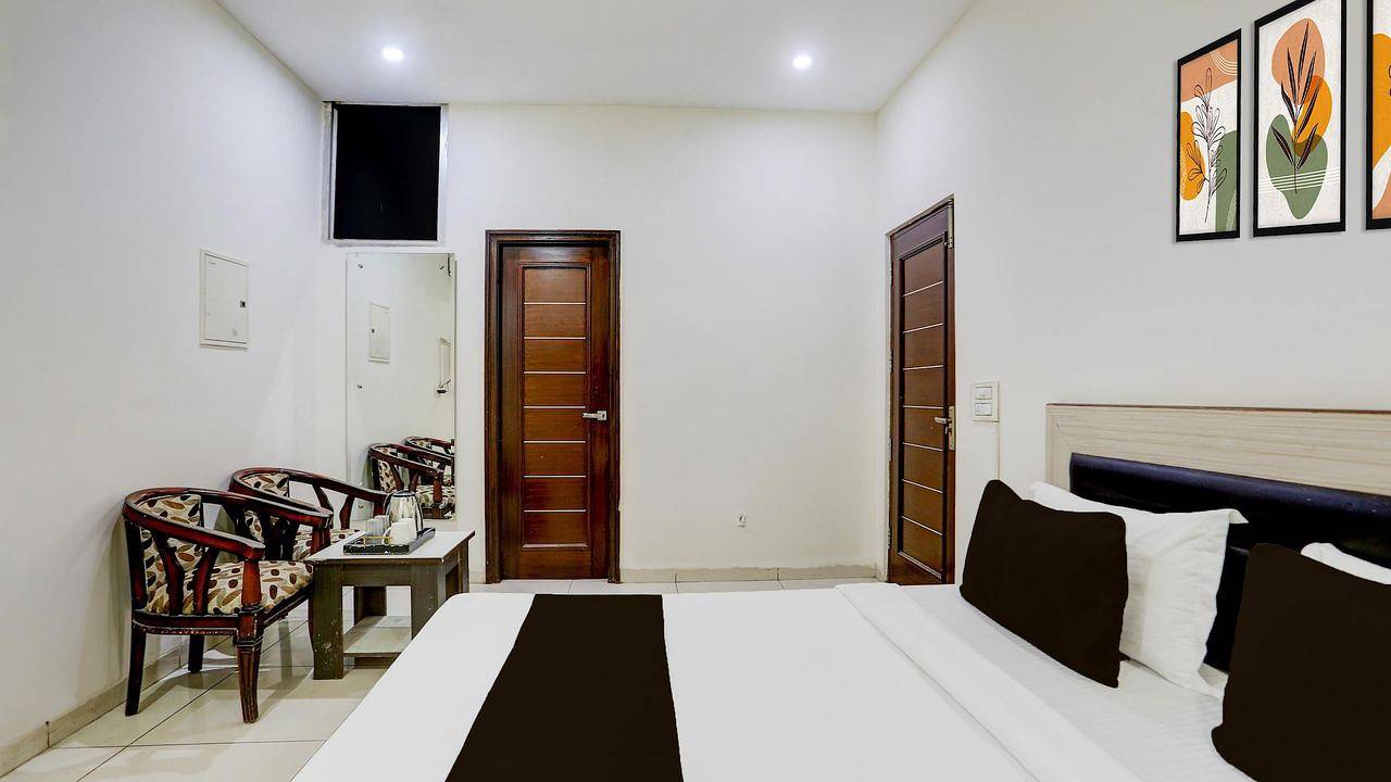 Ferienhaus für 2 Personen (31 m²) in Zerakpur in Punjab