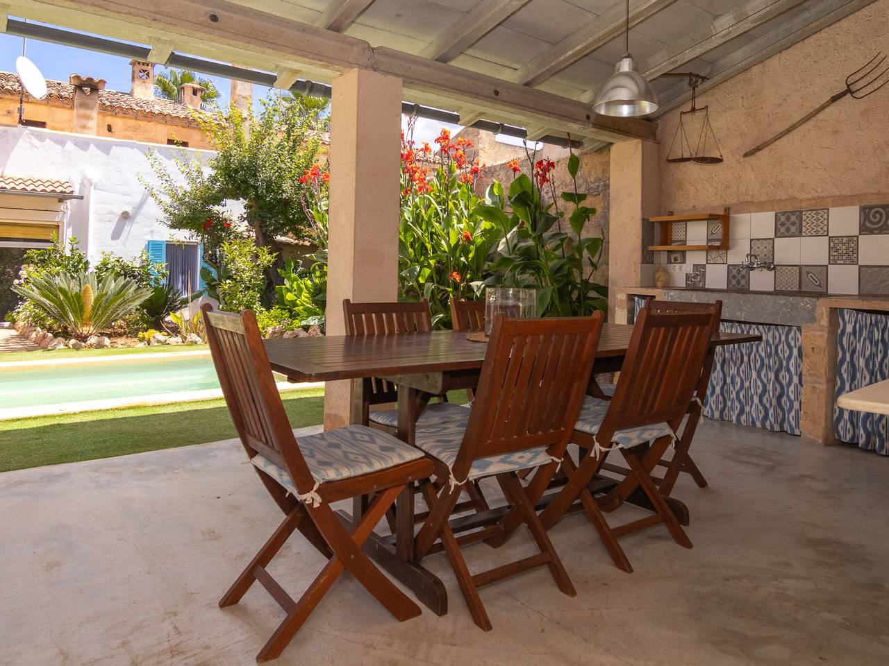 Villa acogedora en Ariany con piscina privada, aire acondicionado y aparcamiento seguro in Ariany, Interior de Mallorca