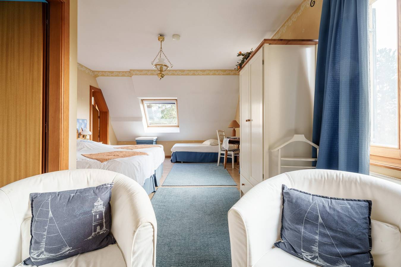 Gästezimmer „Delphi“ mit Bergblick in Börsch, Niederrhein Elsass