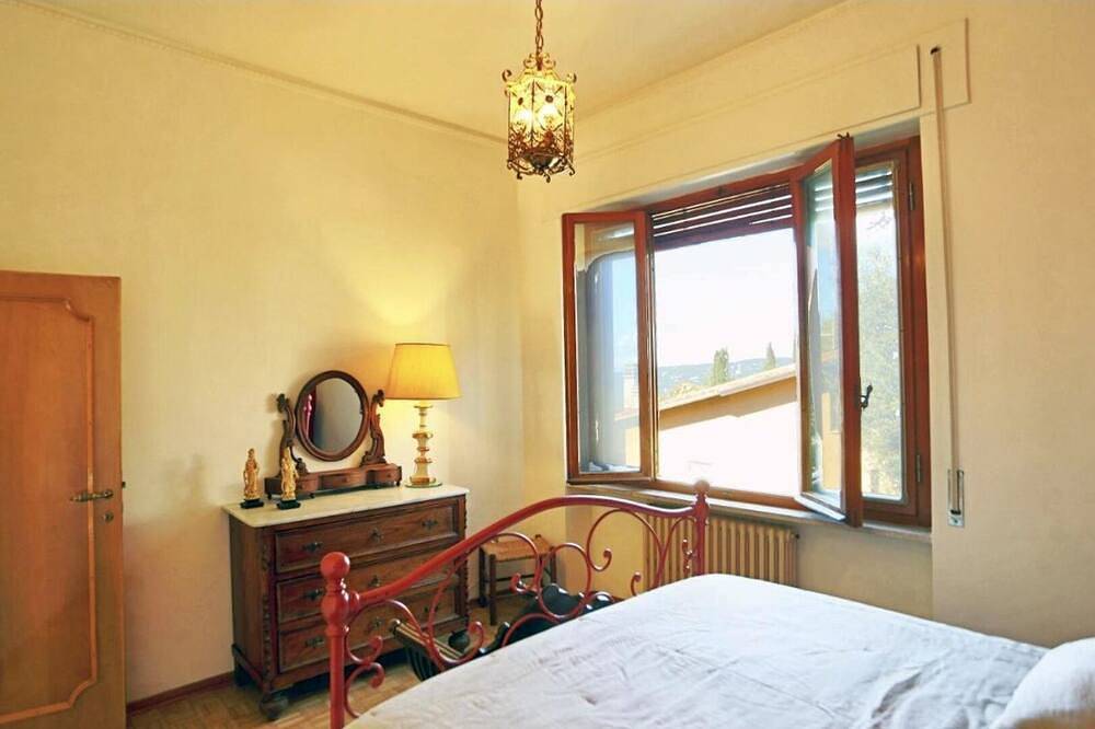 Entire apartment, Villa degli Ulivi Terrace in Massa Marittima, Grosseto Province