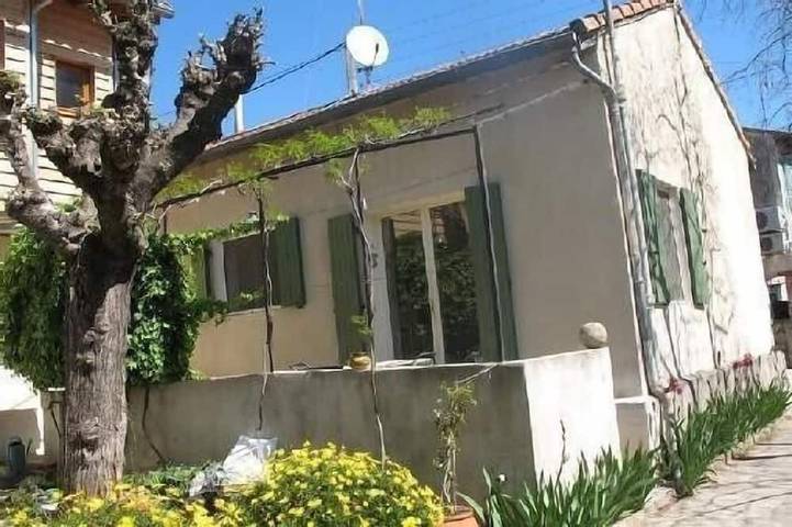 Ferienhaus für 4 Personen, mit Garten und Whirlpool sowie Terrasse - 1