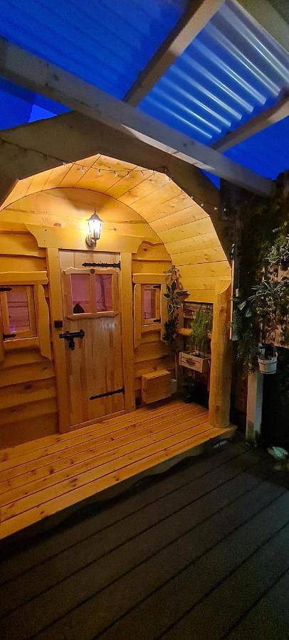 Ferienwohnung für 2 Personen, mit Whirlpool und Terrasse sowie Pool und Sauna in Leverkusen - 3