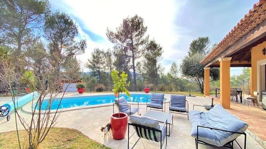 Appartement de vacances pour 9 personnes, avec piscine et jardin - 1