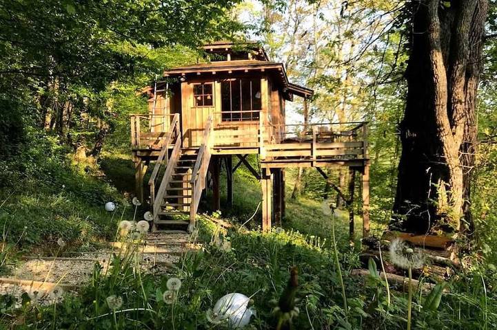 Cabane en bois pour 6 personnes, animaux acceptés