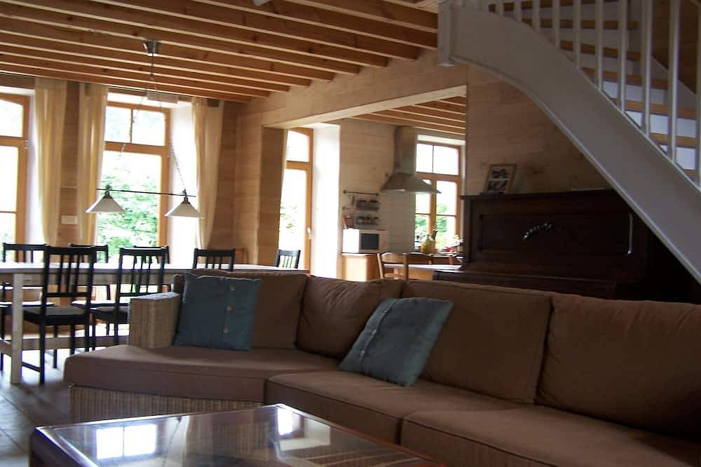 The Coughing Camel in Viroinval, Parc Naturel Viroin Hermeton